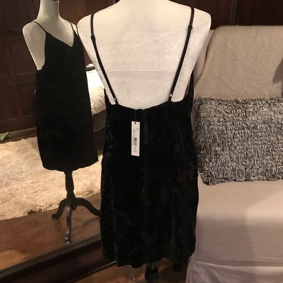 Alice + Olivia Velvet Dress, medium, NWT - Picture 3 of 8